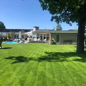 Maison Saint Tropez 2*, Eindhoven Paesi Bassi